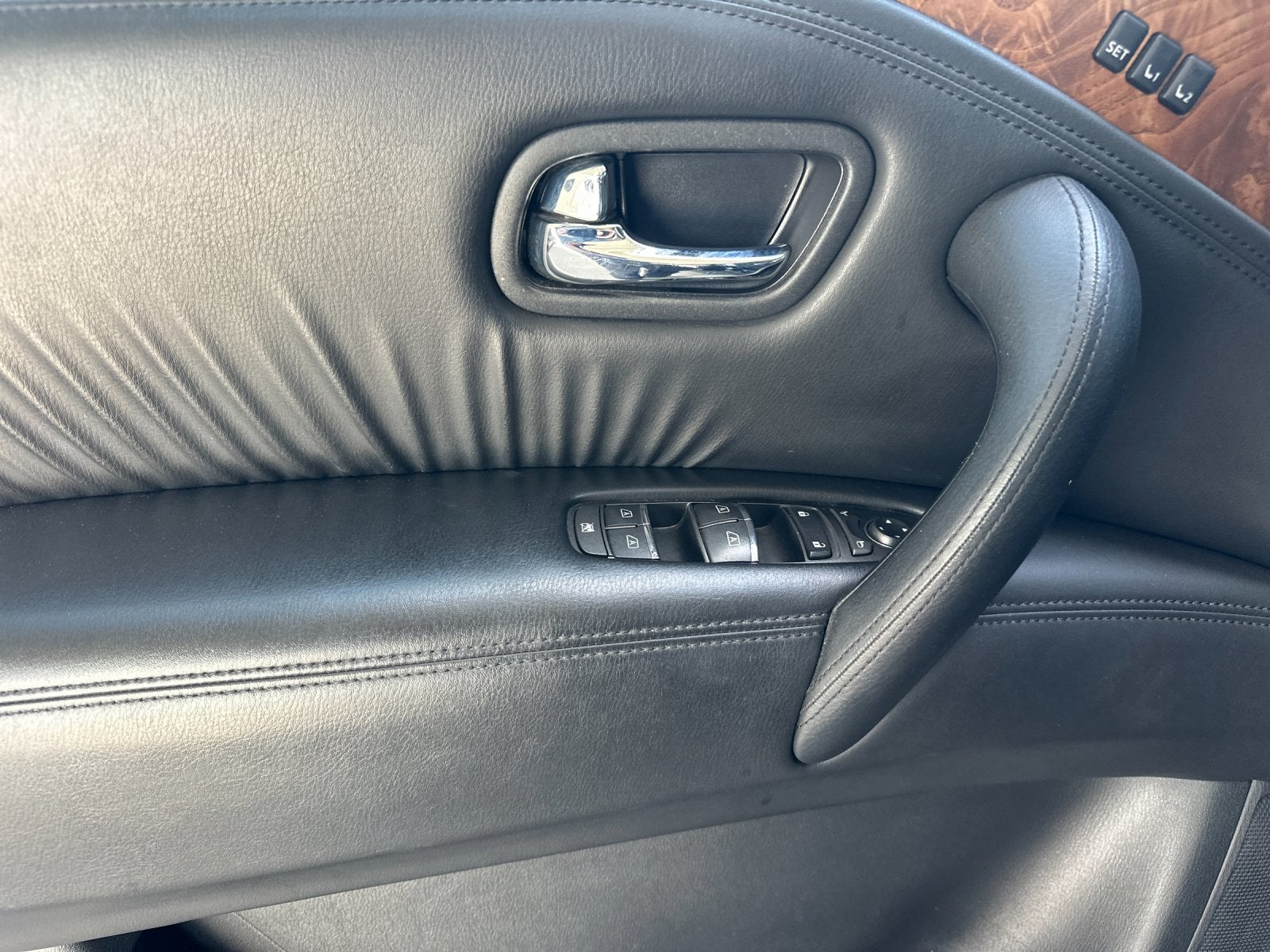 2023 Nissan Armada SL