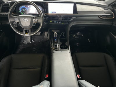 2025 Toyota Crown Signia XLE