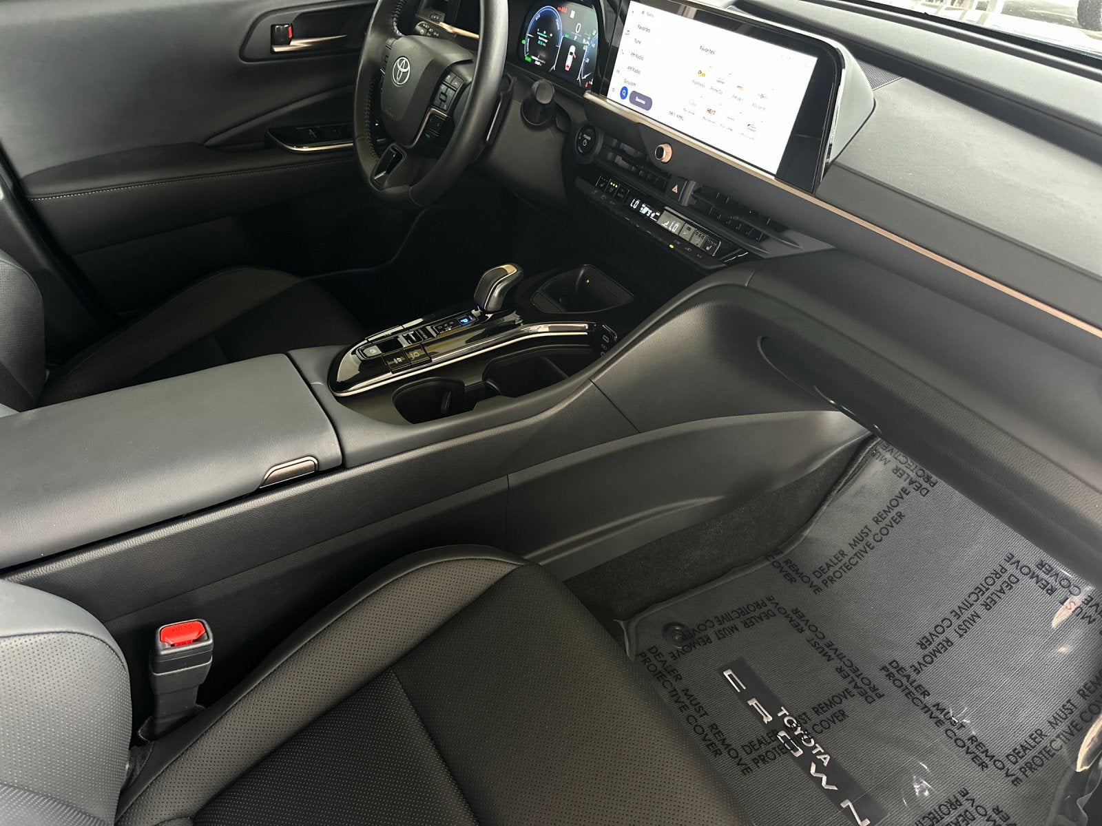 2025 Toyota Crown Signia XLE