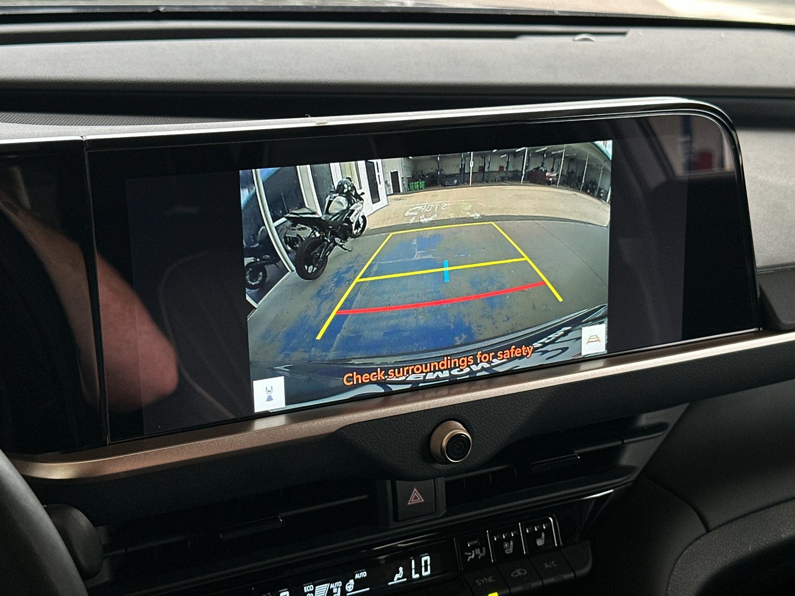 2025 Toyota Crown Signia XLE