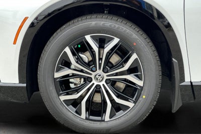 2026 Toyota Crown Signia XLE