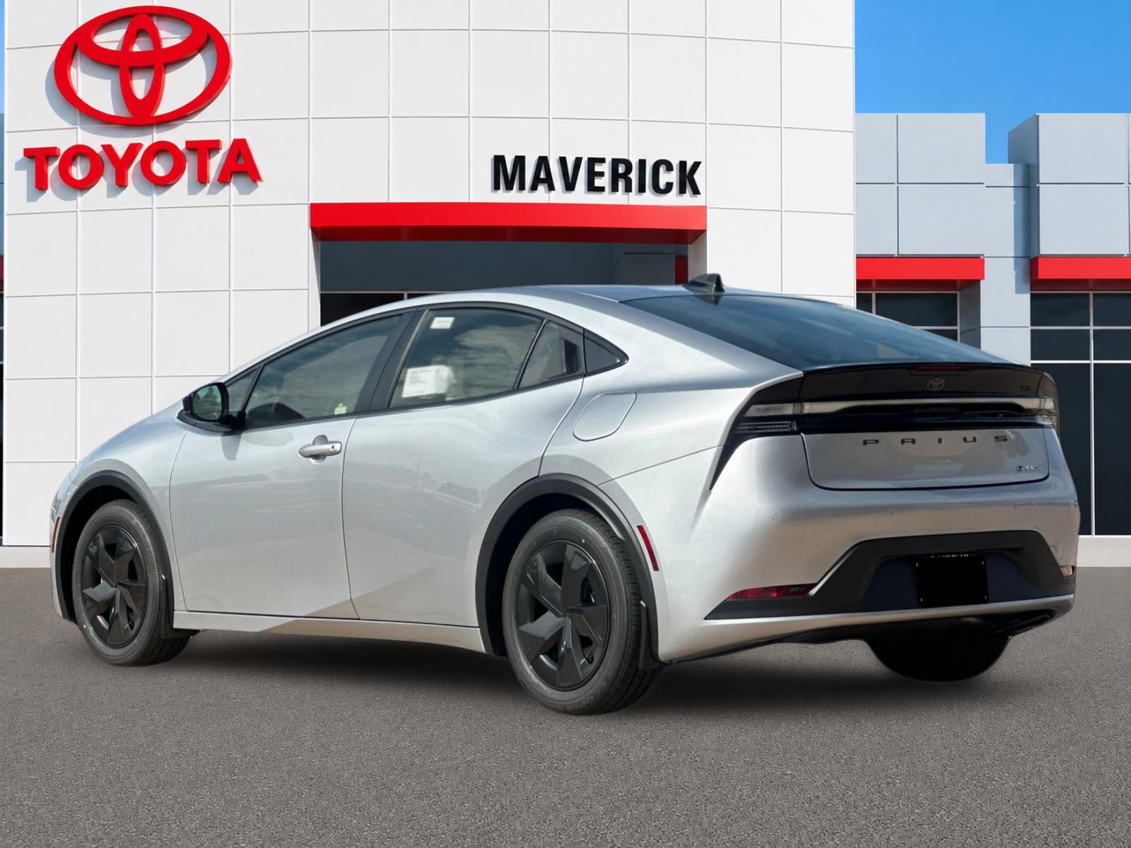 2027 Toyota Prius Plug-In Hybrid SE