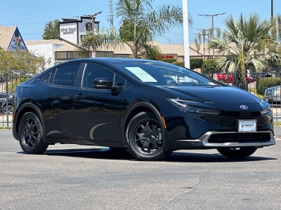 2026 Toyota Prius Plug-In Hybrid SE