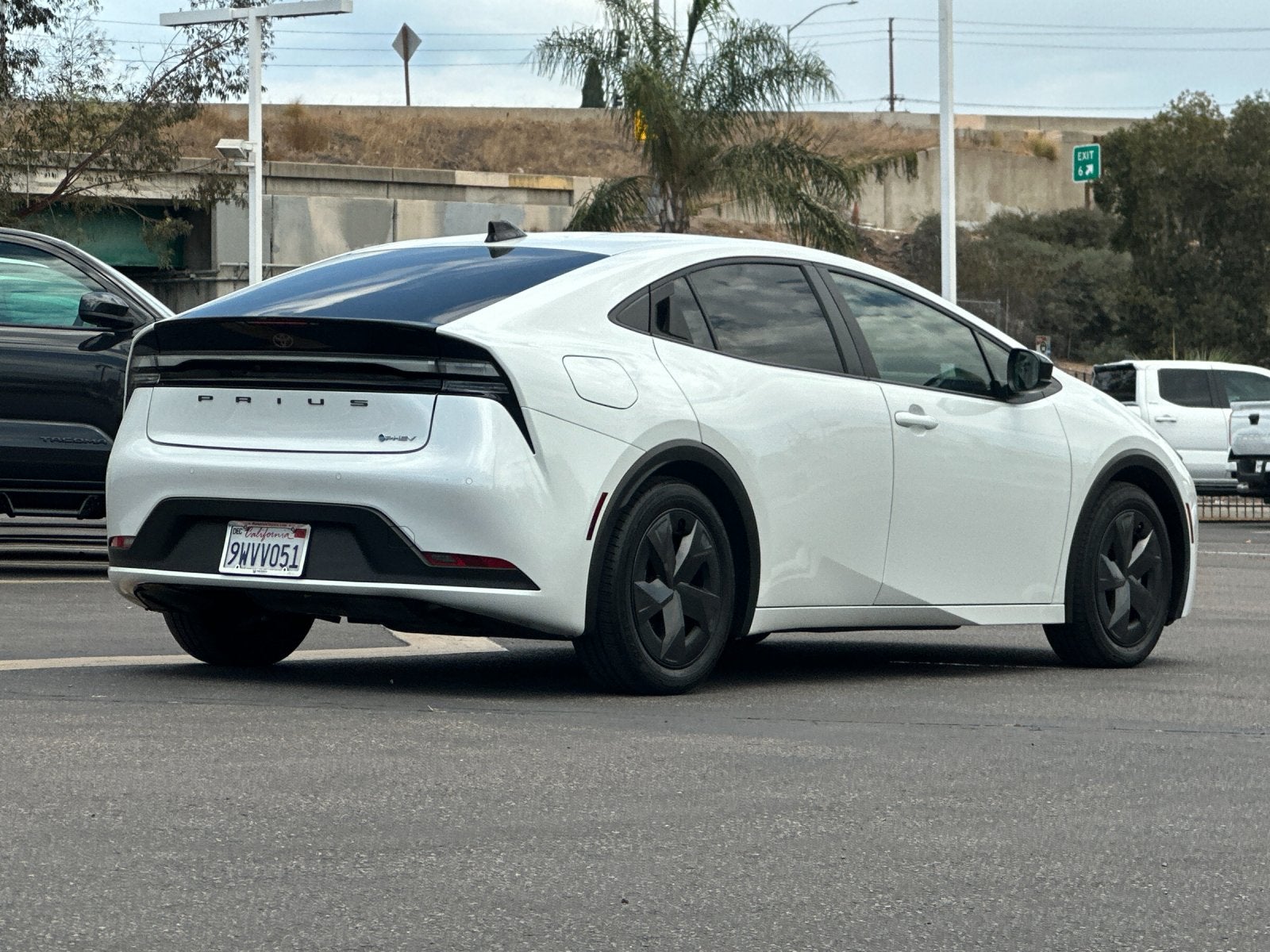 2026 Toyota Prius Plug-In Hybrid SE
