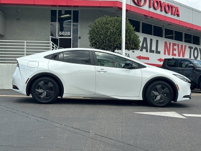 2026 Toyota Prius Plug-In Hybrid SE
