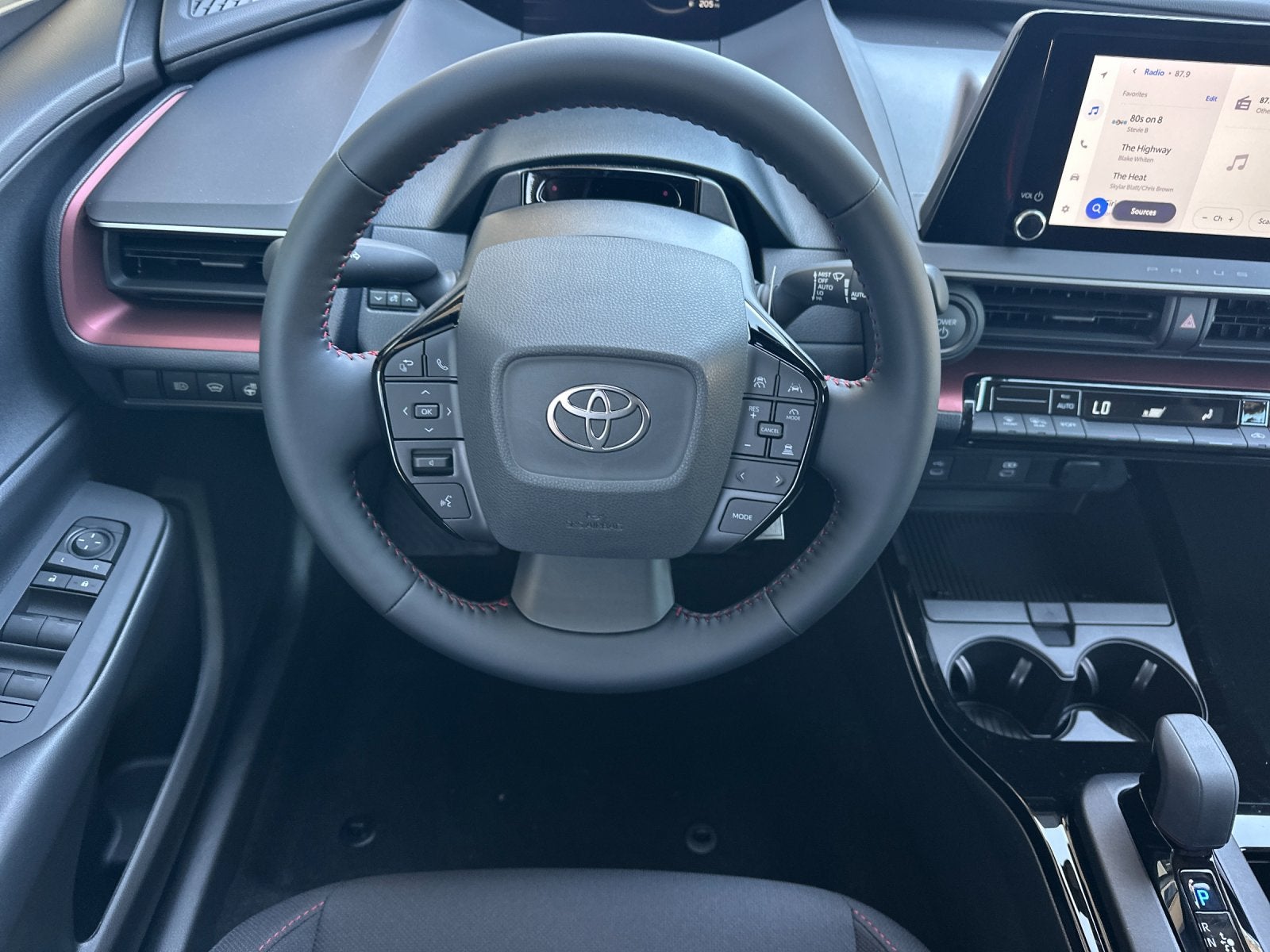 2026 Toyota Prius Plug-In Hybrid SE