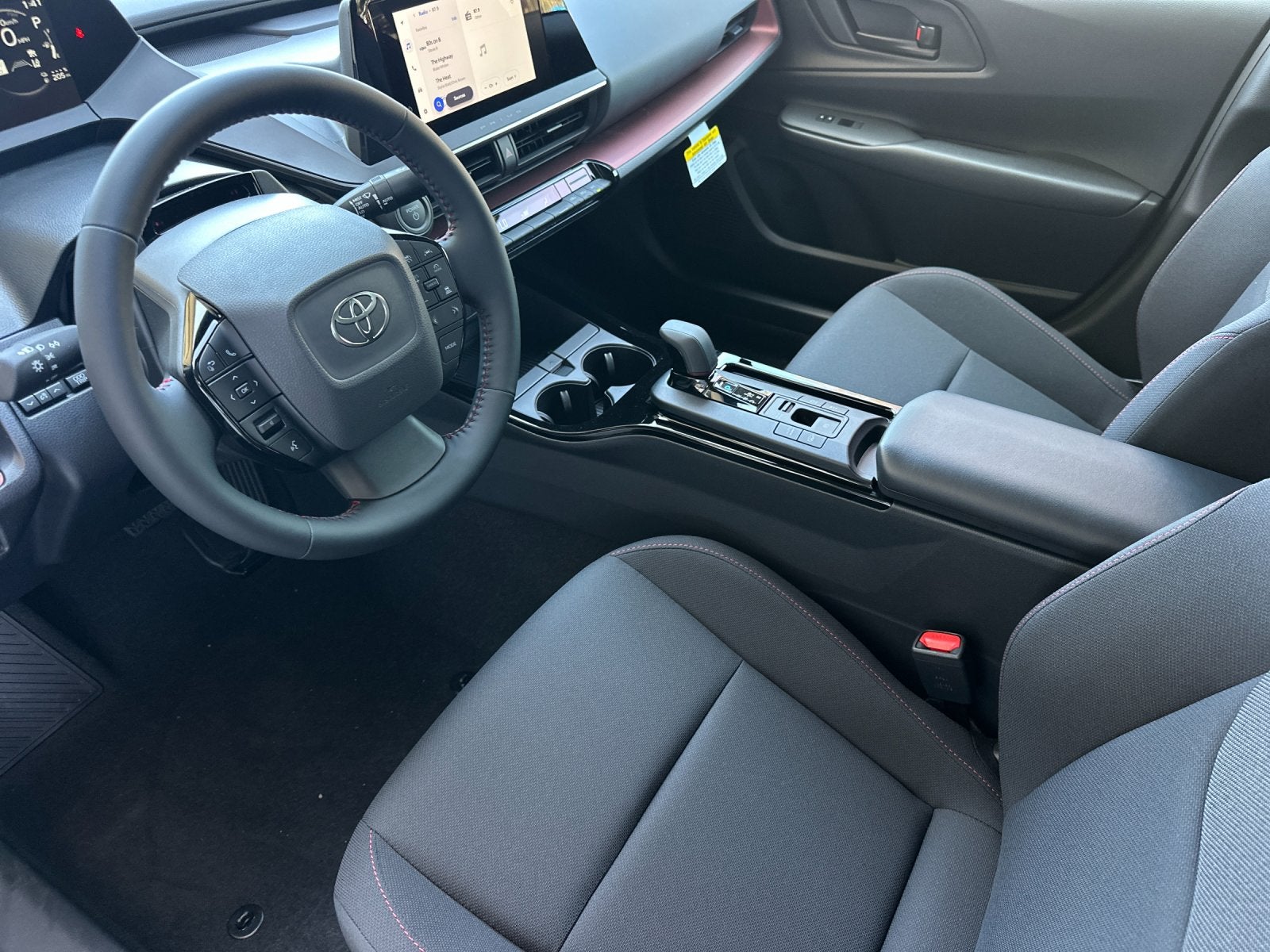 2026 Toyota Prius Plug-In Hybrid SE