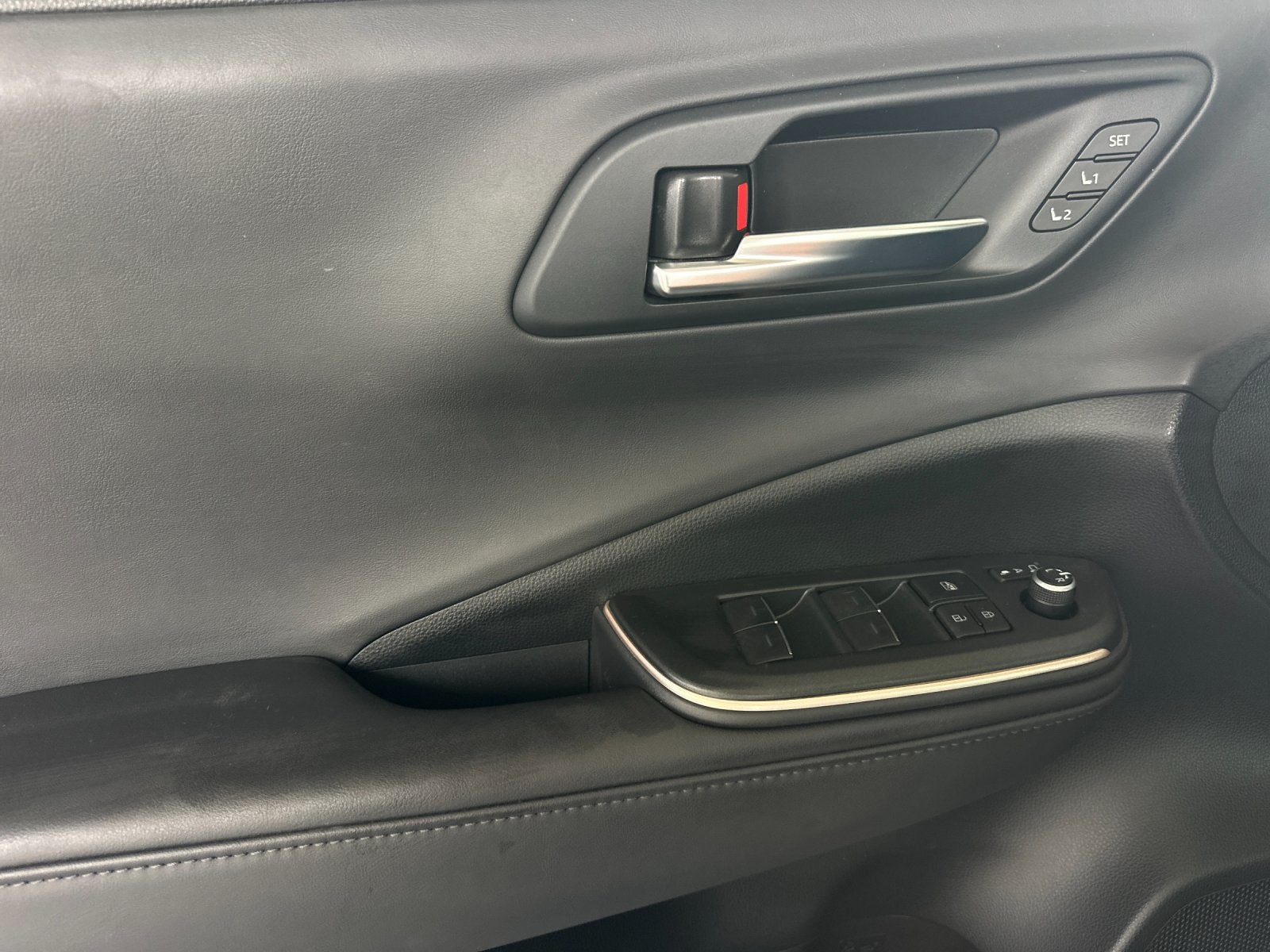 2023 Toyota Crown Platinum