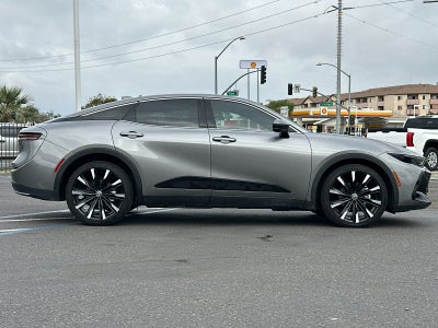 2023 Toyota Crown Platinum