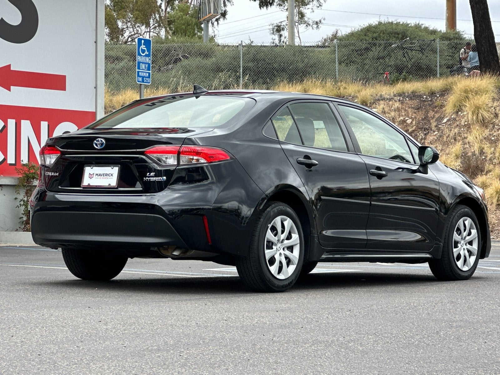 2024 Toyota Corolla Hybrid LE