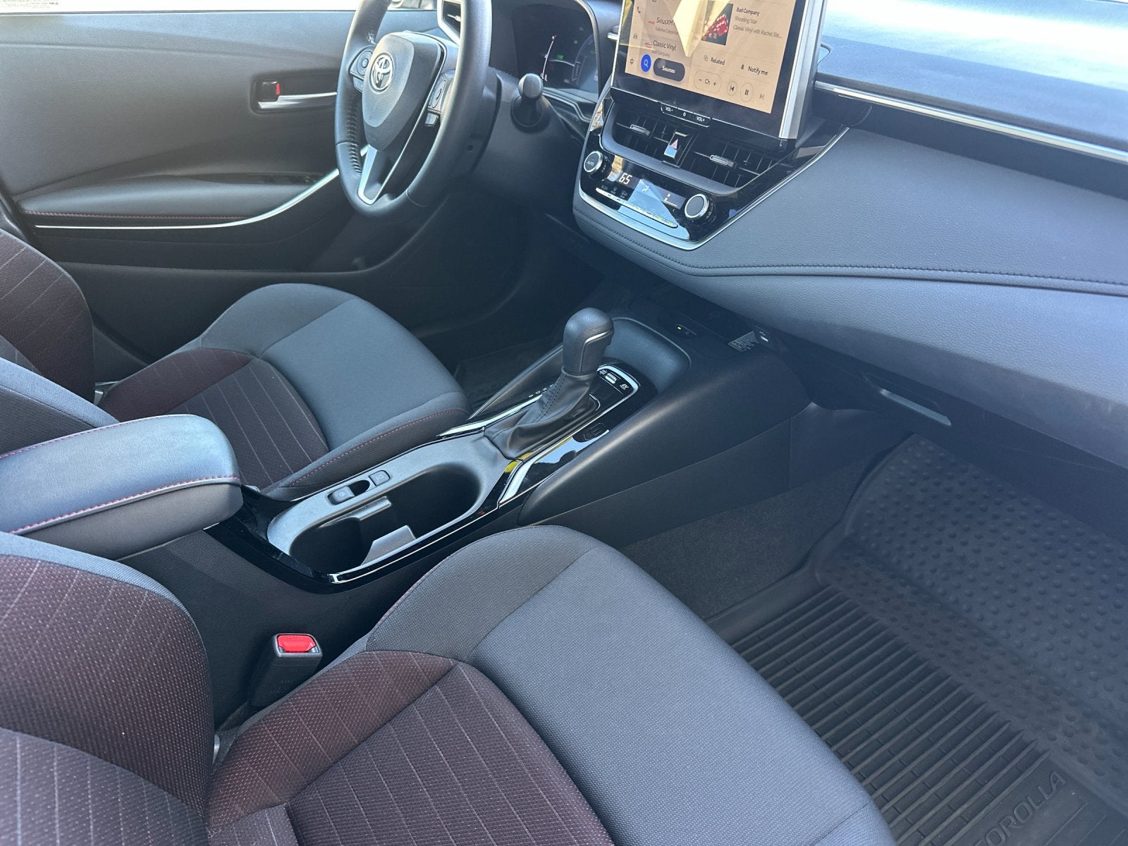 2025 Toyota Corolla Hybrid SE