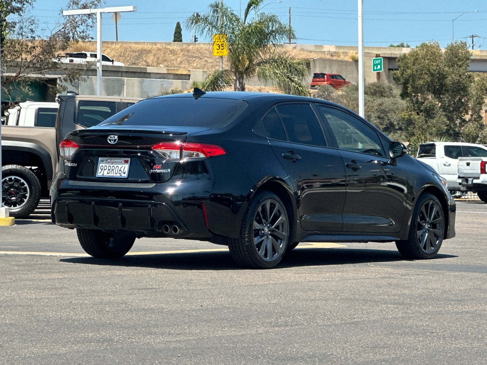 2024 Toyota Corolla Hybrid SE
