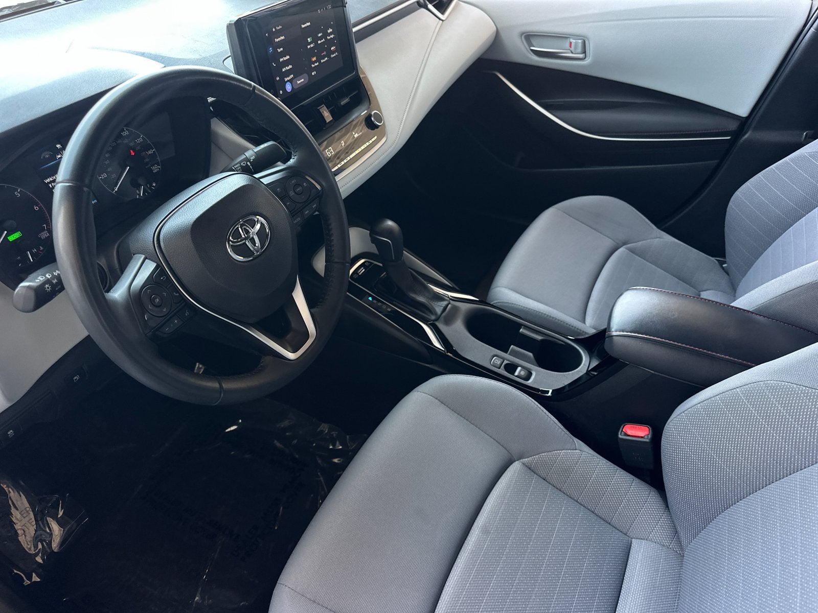 2024 Toyota Corolla Hybrid SE