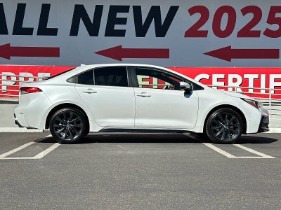 2026 Toyota Corolla Hybrid SE