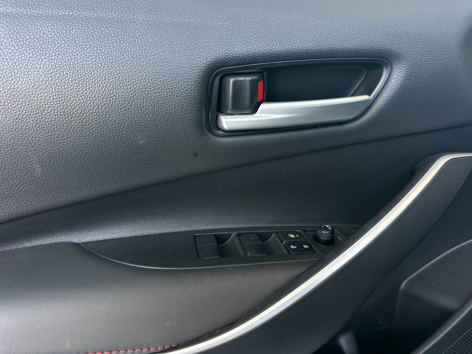 2025 Toyota Corolla Hybrid SE