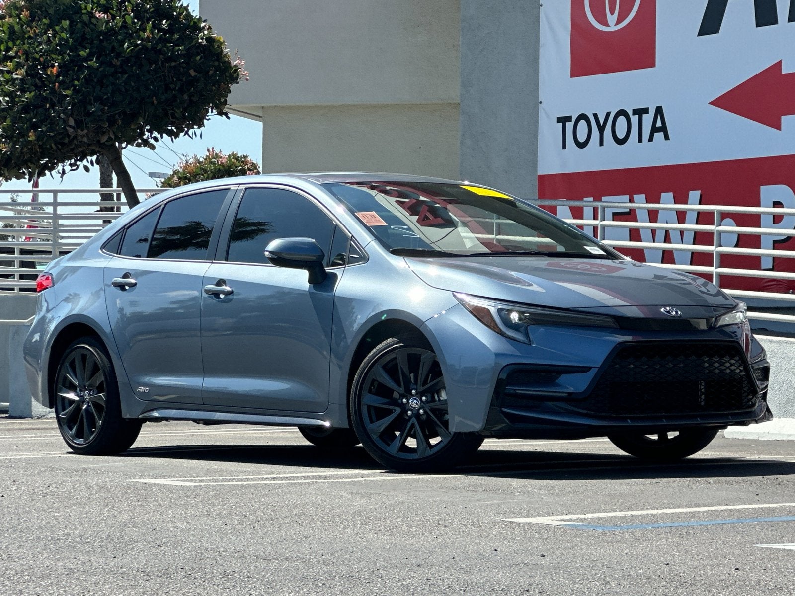 2025 Toyota Corolla Hybrid SE