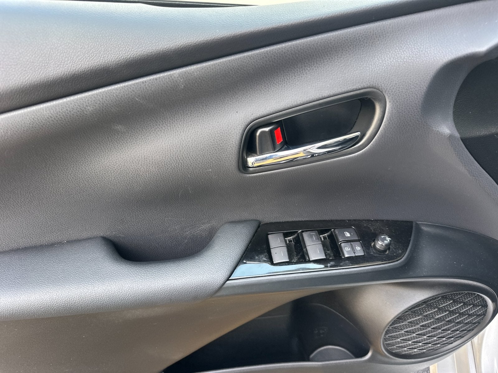 2019 Toyota Prius LE