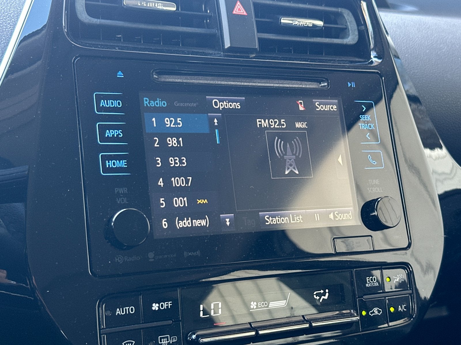 2017 Toyota Prius Three Touring