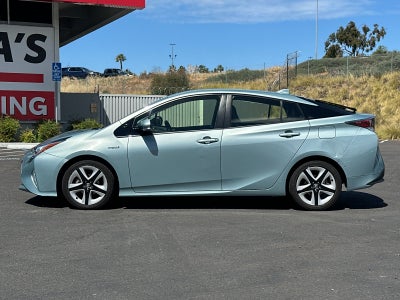2017 Toyota Prius Three Touring