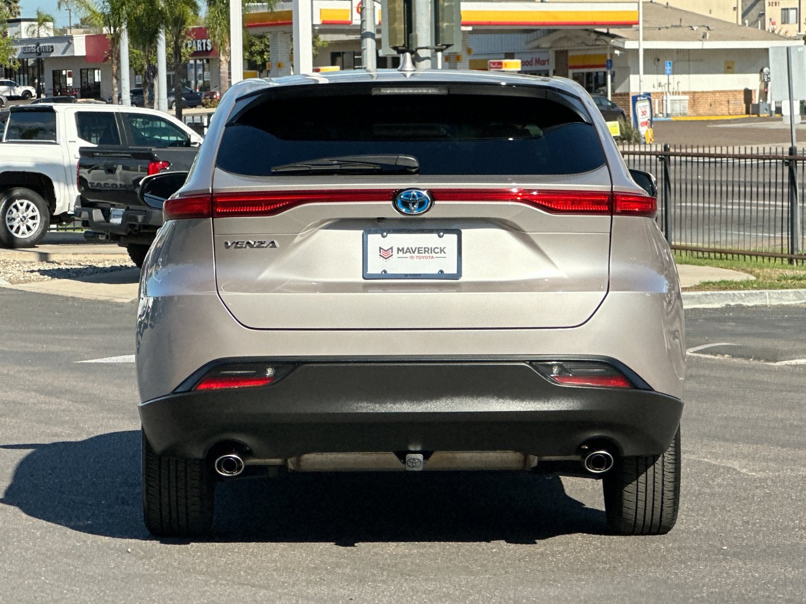 2023 Toyota Venza LE
