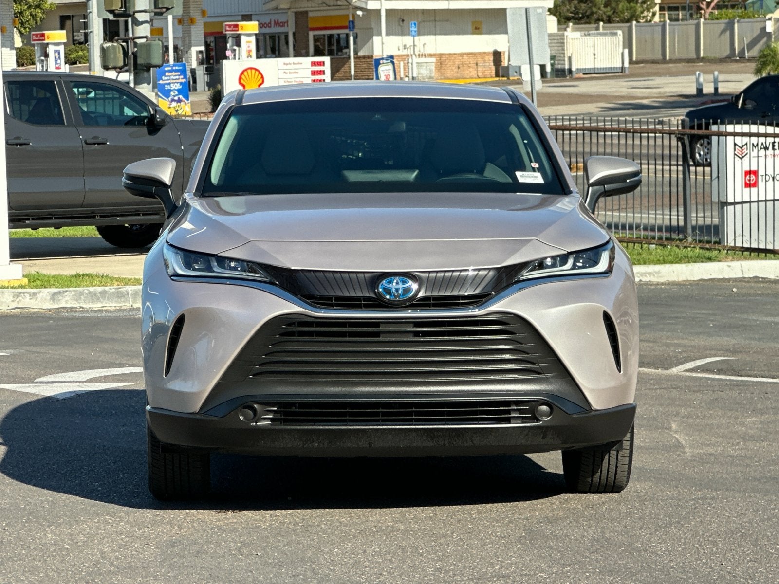 2023 Toyota Venza LE