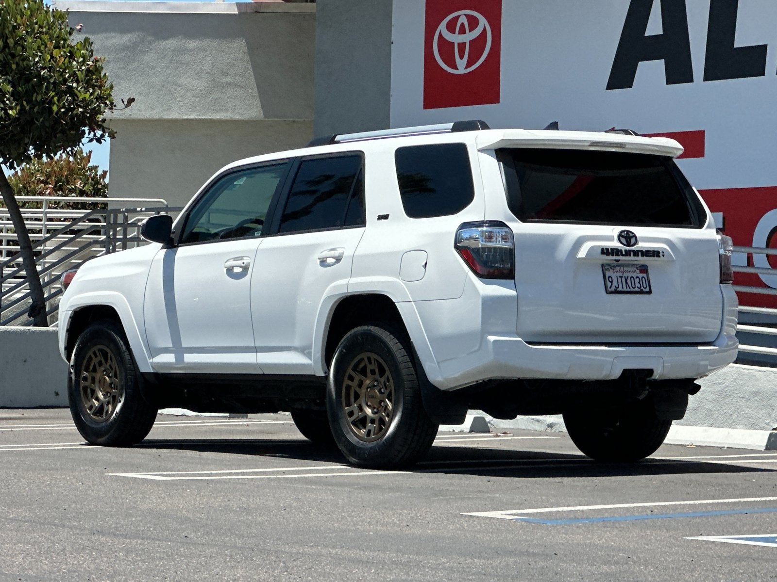 2023 Toyota 4Runner SR5
