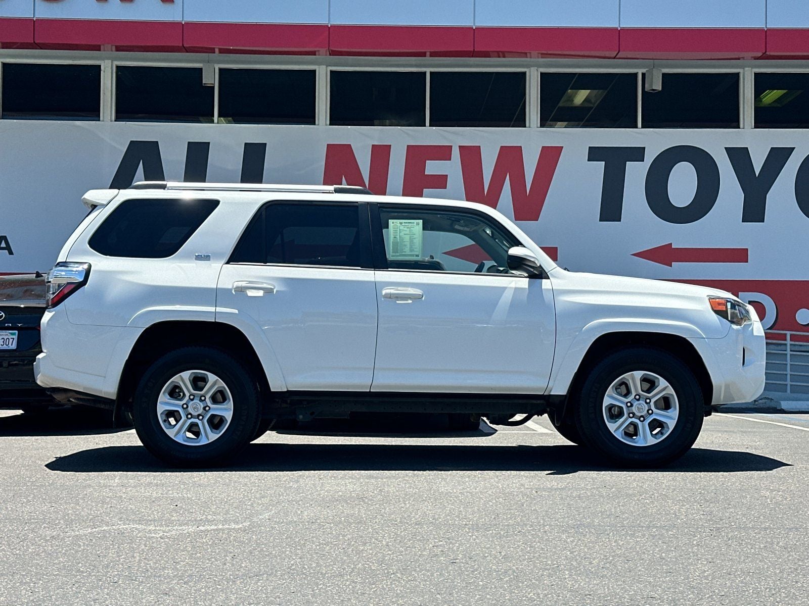 2023 Toyota 4Runner SR5