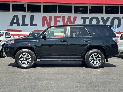 2022 Toyota 4Runner TRD Off-Road Premium