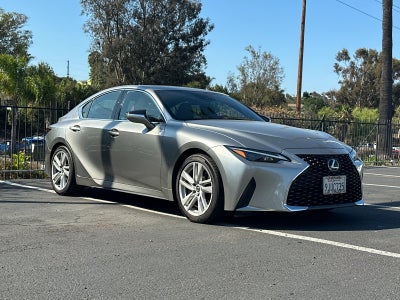 2023 Lexus IS 300