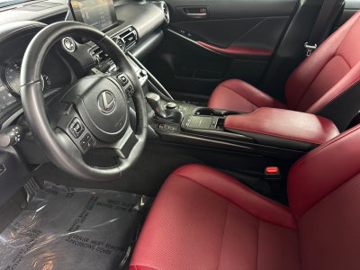 2023 Lexus IS 300