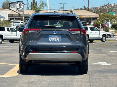 2022 Toyota RAV4 Hybrid SE