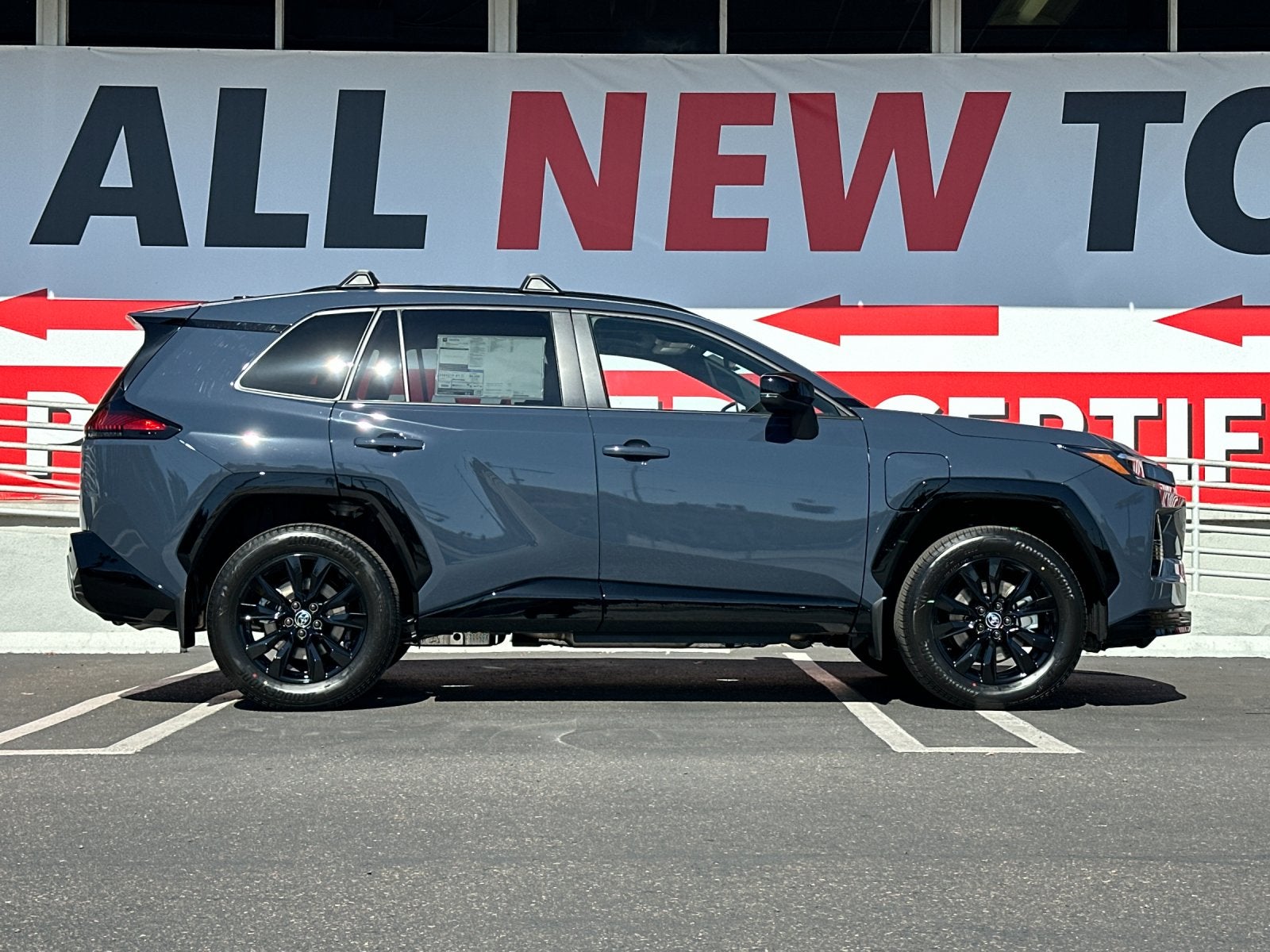 2026 Toyota RAV4 Plug-In Hybrid SE