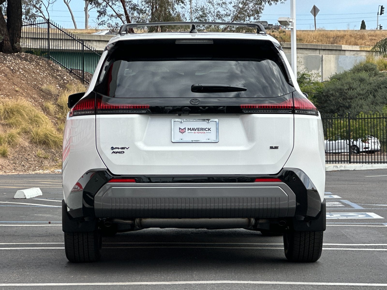 2026 Toyota RAV4 Plug-In Hybrid SE