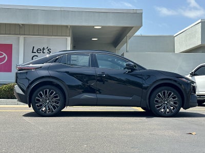 2026 Toyota C-HR XSE