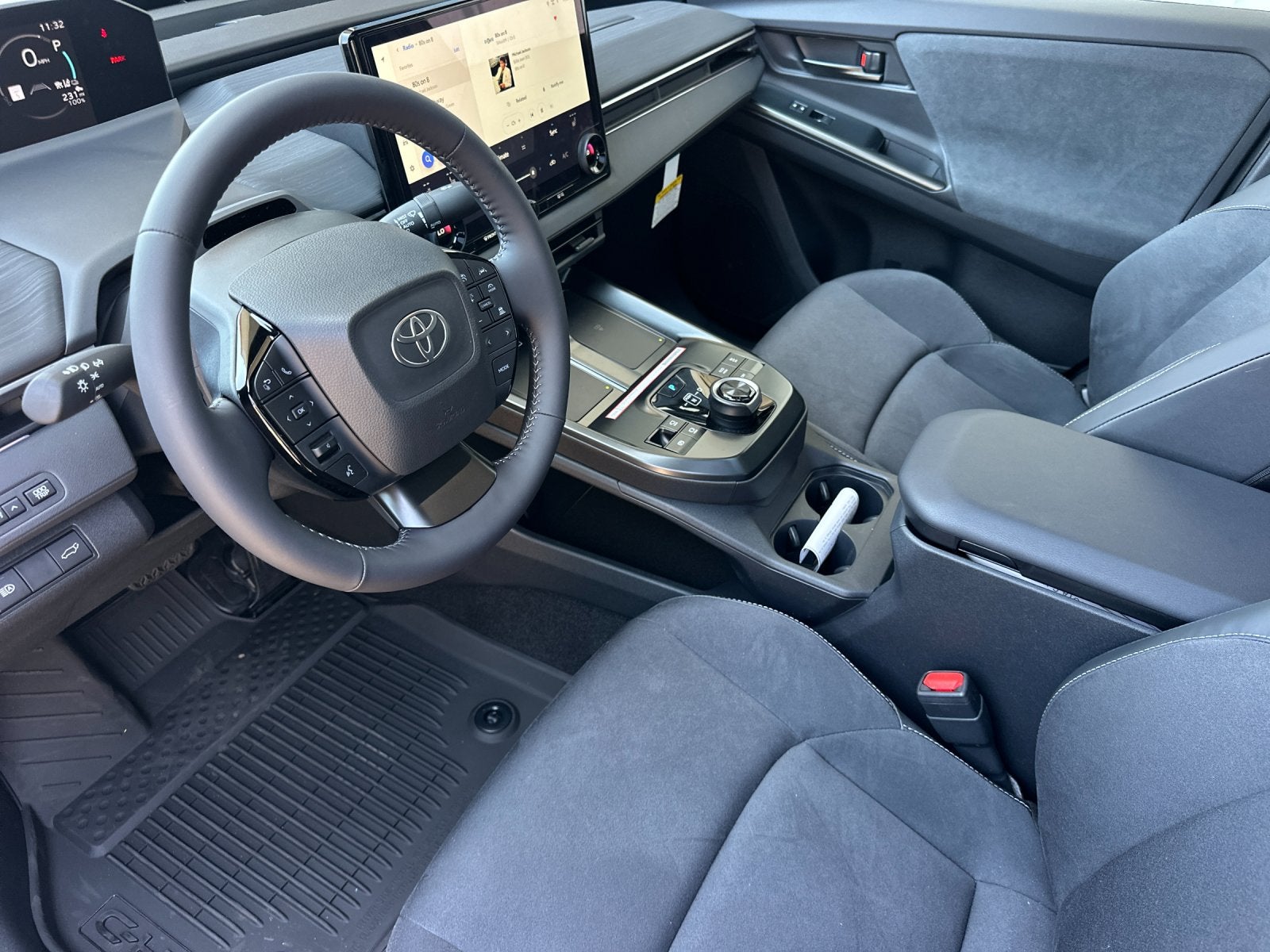 2026 Toyota C-HR XSE
