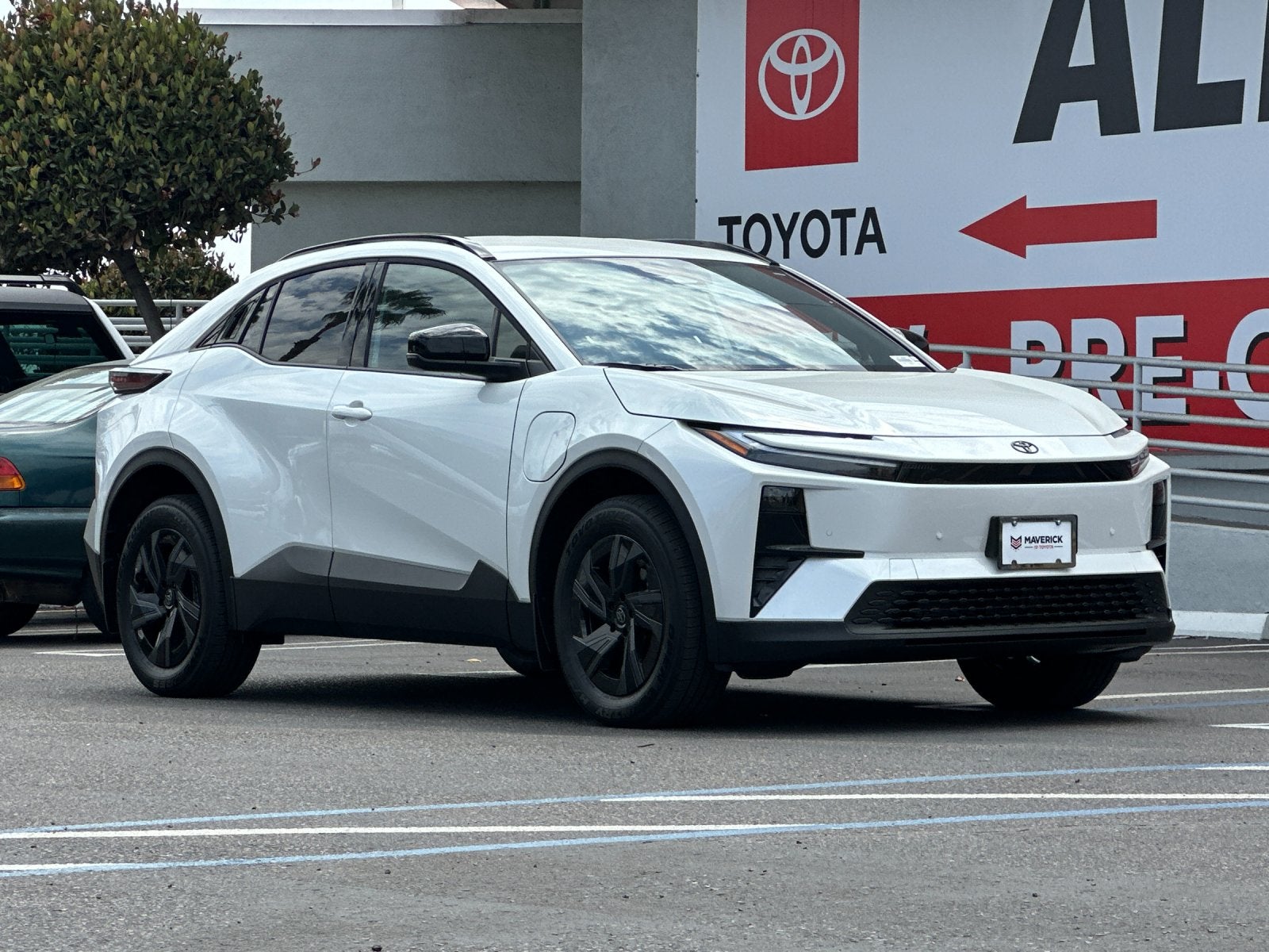 2026 Toyota C-HR SE
