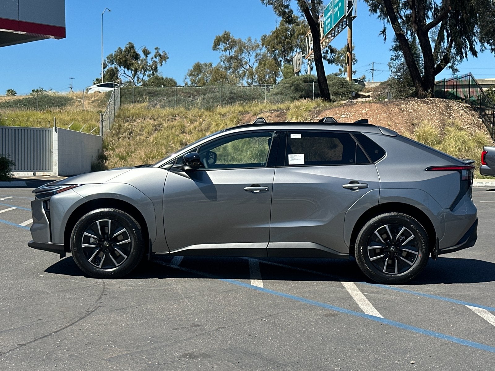 2026 Toyota bZ XLE Plus