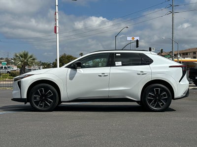 2026 Toyota bZ XLE Plus