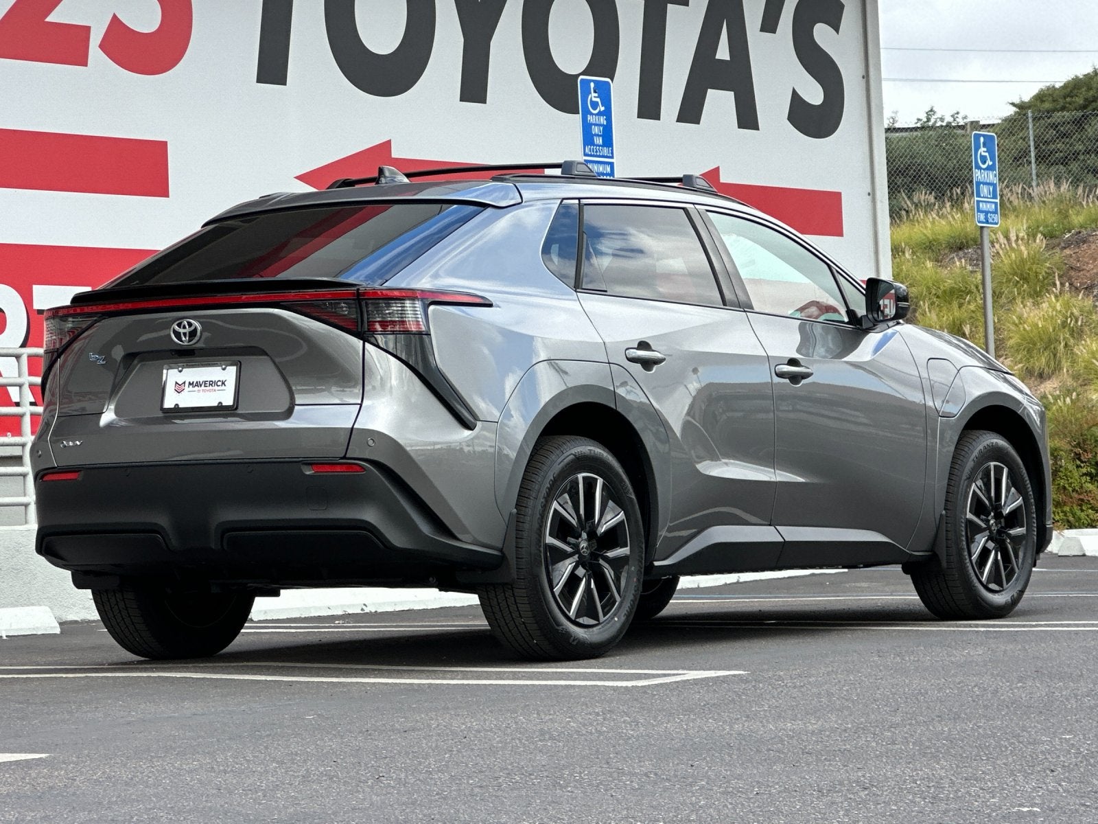 2026 Toyota bZ XLE Plus