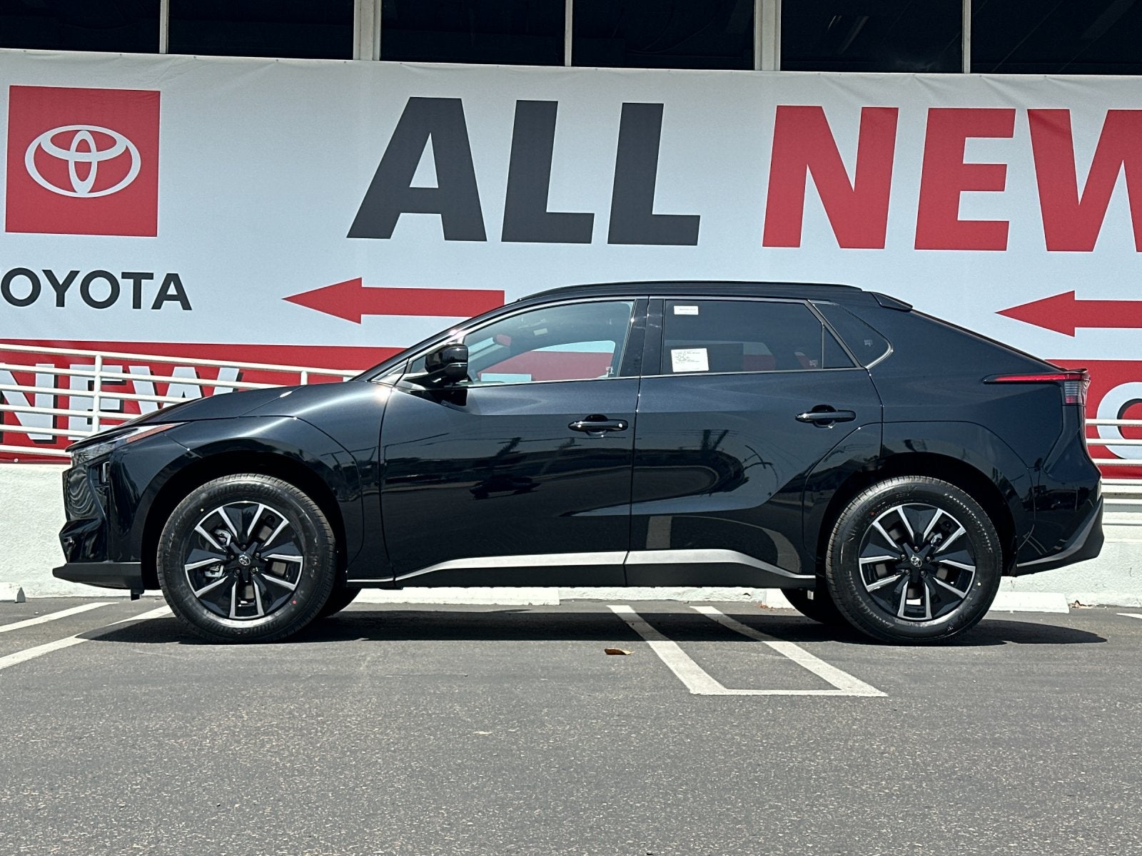 2026 Toyota bZ XLE Plus