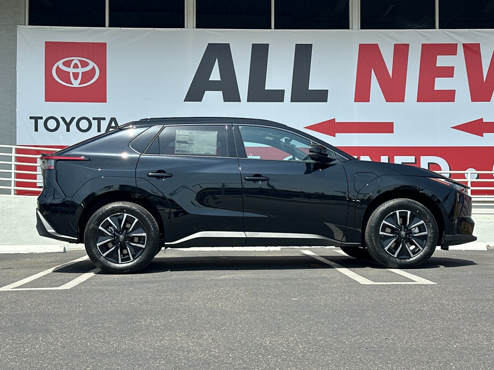 2026 Toyota bZ XLE Plus