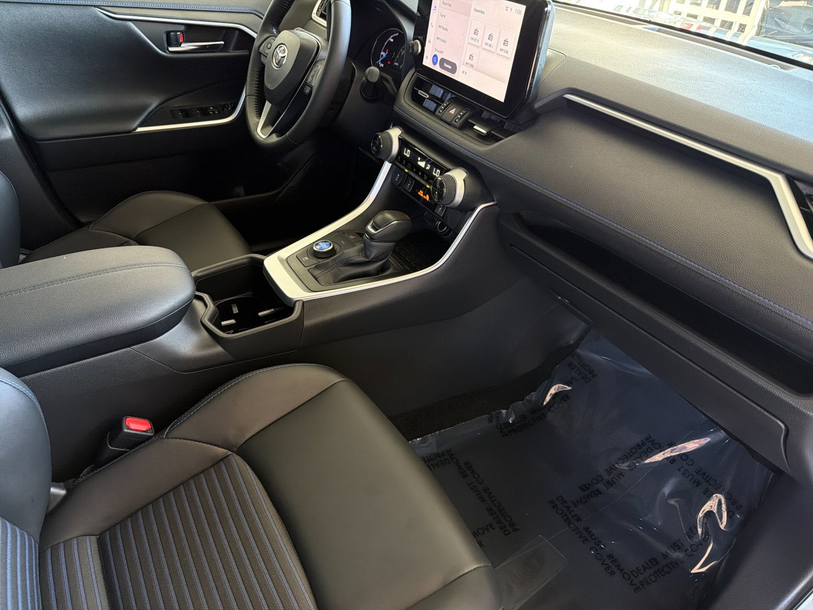 2025 Toyota RAV4 Hybrid XSE