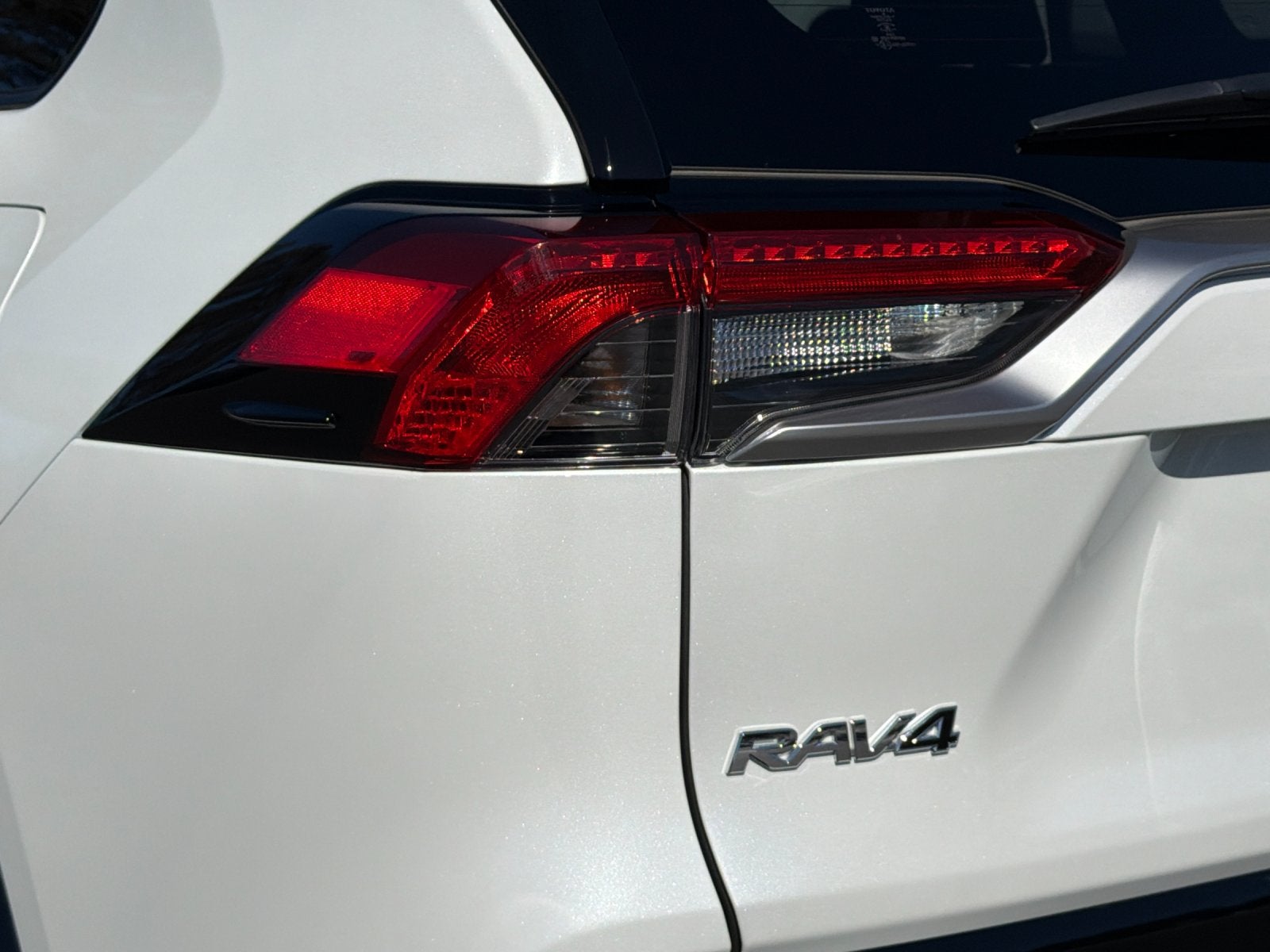 2025 Toyota RAV4 Hybrid XSE