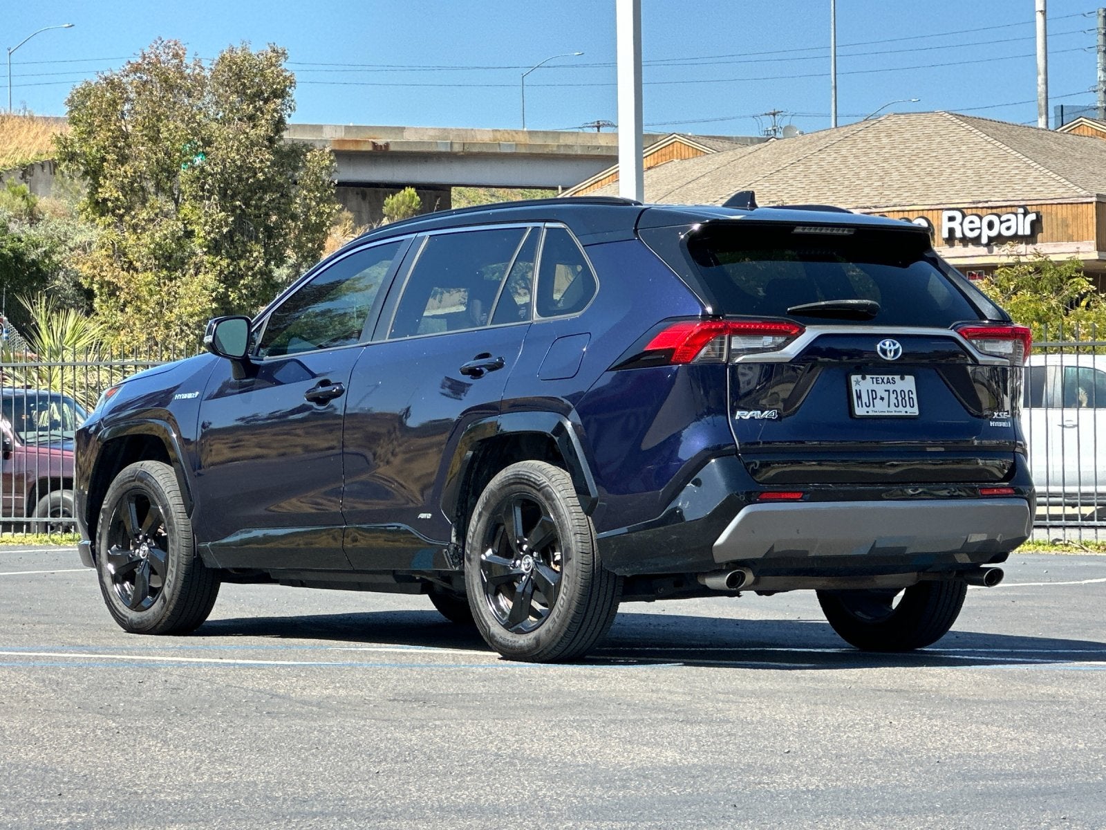 2019 Toyota RAV4 Hybrid XSE