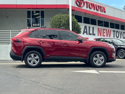 2023 Toyota RAV4 Hybrid XLE