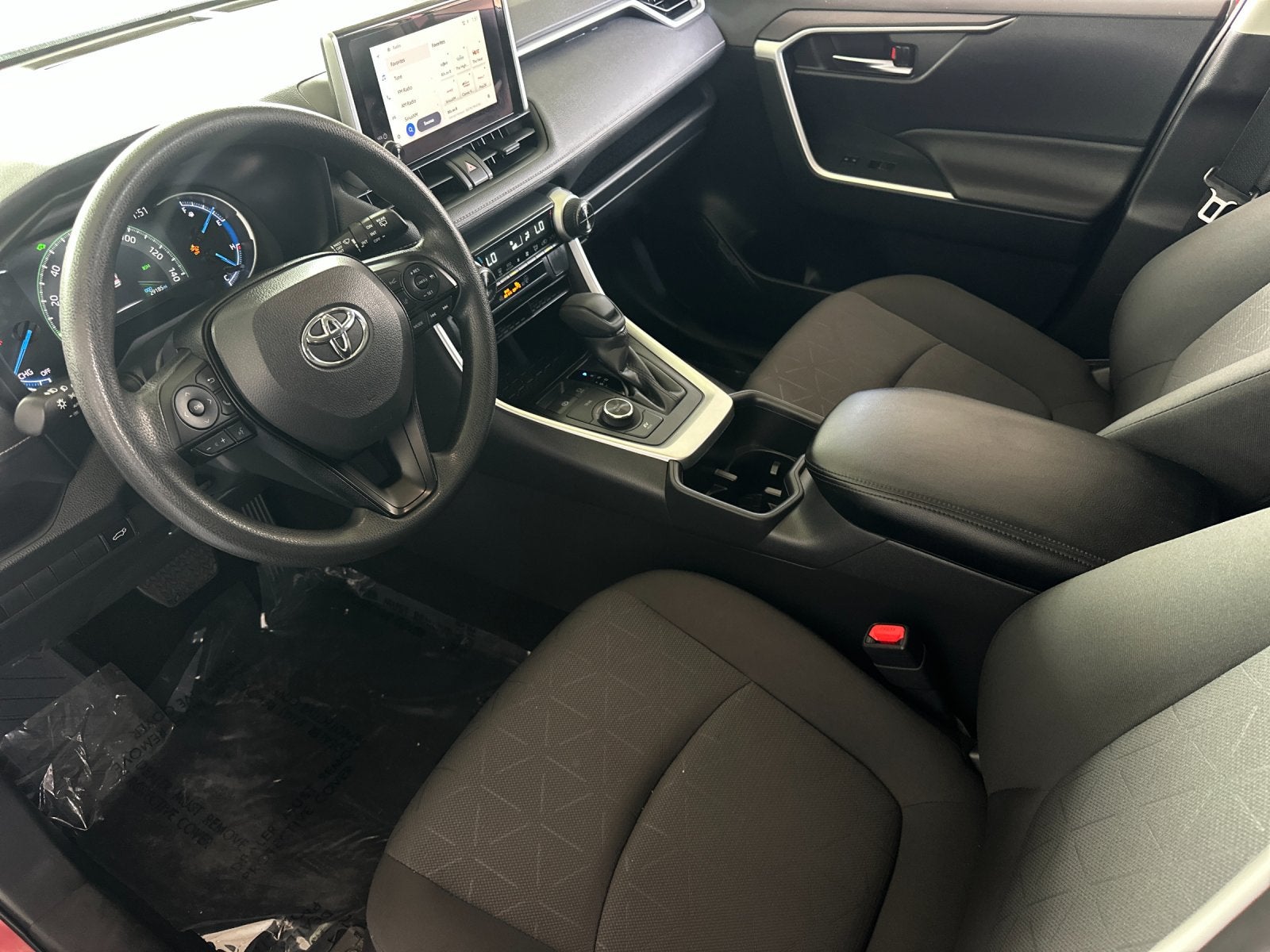 2023 Toyota RAV4 Hybrid XLE