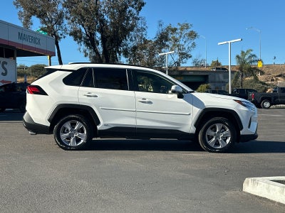 2025 Toyota RAV4 Hybrid XLE