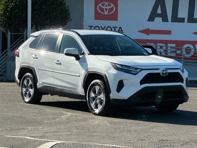 2025 Toyota RAV4 Hybrid XLE