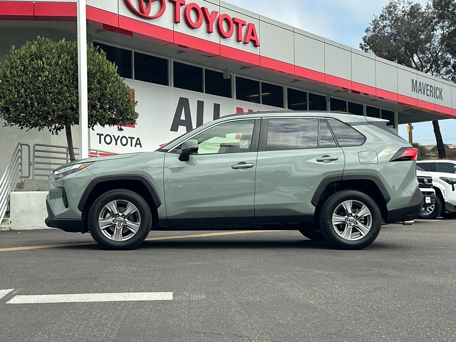 2023 Toyota RAV4 XLE