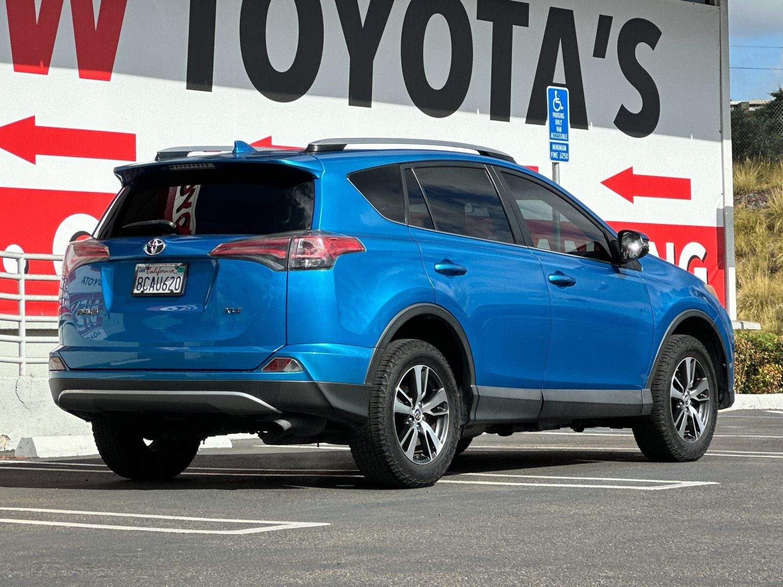 2018 Toyota RAV4 XLE